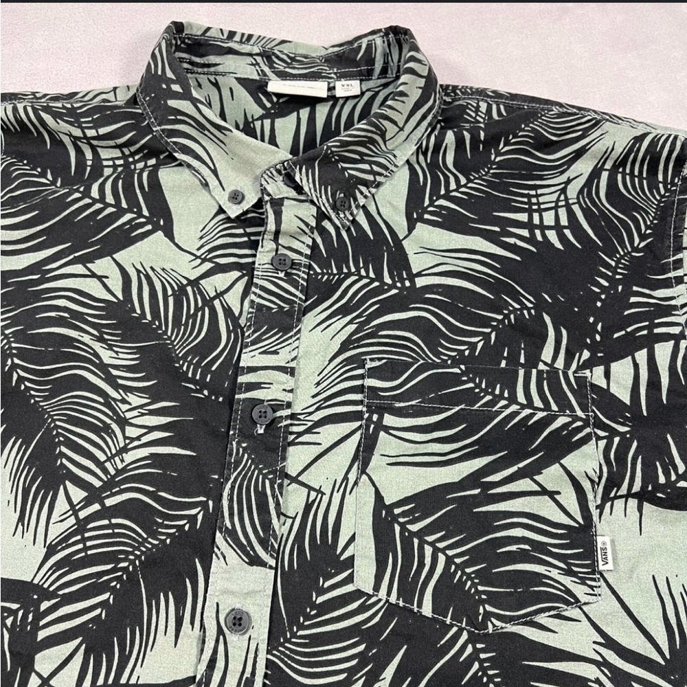Tropical Leaf Print Men's Vans shirt